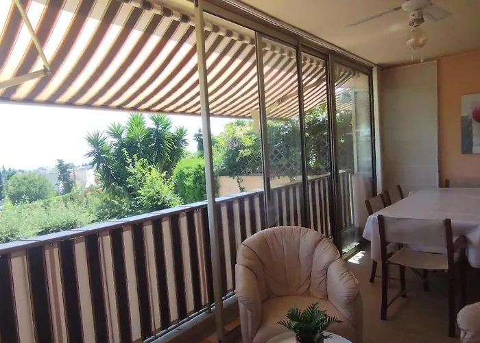 Val De La 3p Piscine Parking Lägenhet